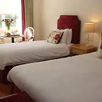 Hotel Casey's Glengarriff