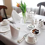 Casey's Hotel 3*